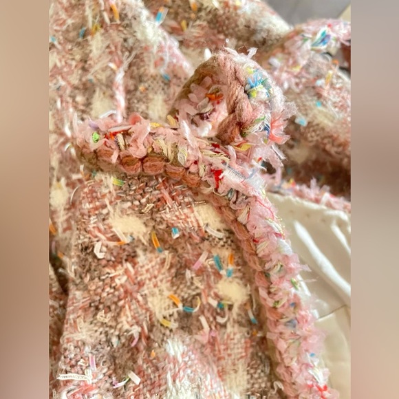 Stunning Tweed dress with silk lining - Picture 7 of 7